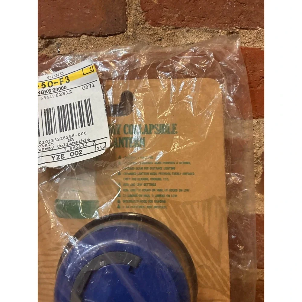 L.L.Bean‎ Stowaway Lantern Cobalt Blue Portable LED